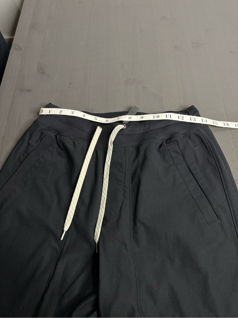 Vuori Men’s Kore Jogger Black Athletic Pants - Picture 6 of 9